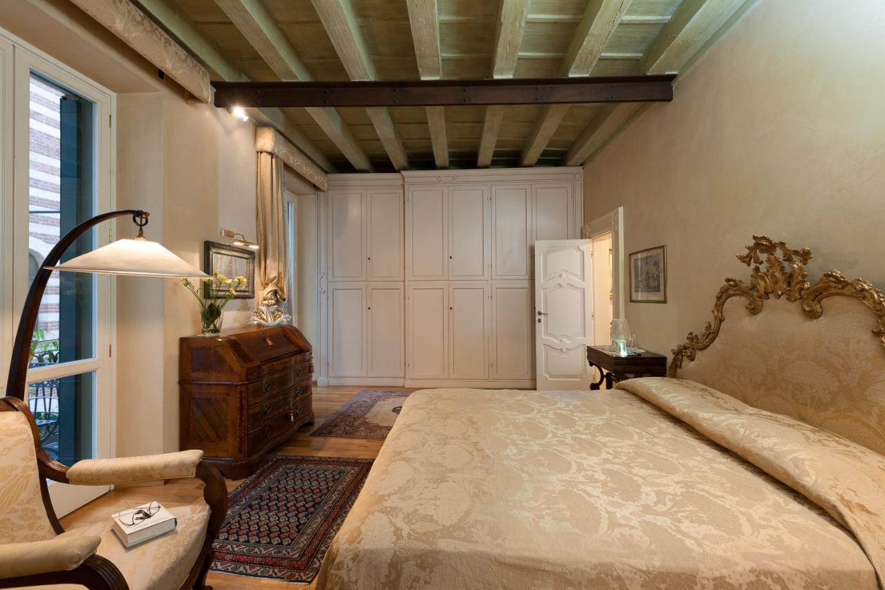 Residenza Dei Signori - Italian Homing Apartment Verona Exterior photo